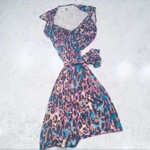 DVF 80s Leopard Wrap Dress - 6